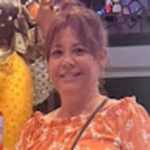 Meet your Posher, Ivis